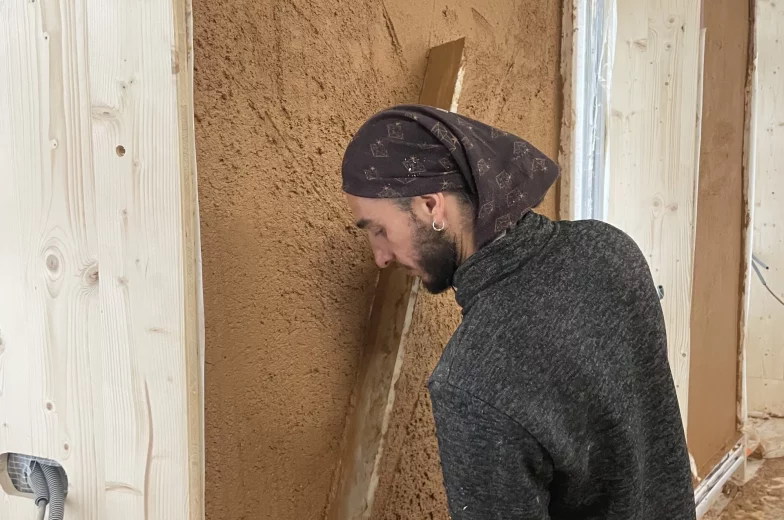 Enduits mur interieur Village